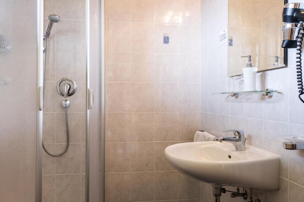 Bed and Breakfast Garni Schorneck Bruneck Exterior foto